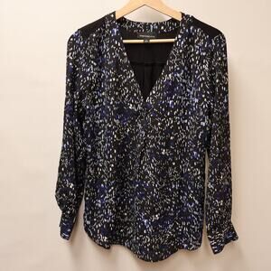 Fortune & Ivy Long Sleeve Tank V Neck Size Small Black Blue Print Stitch Fix